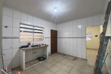 Casa para alugar com 75m², 2 quartos e 1 vaga Casa para alugar com 75m², 2 quartos e 1 vagaCozinha