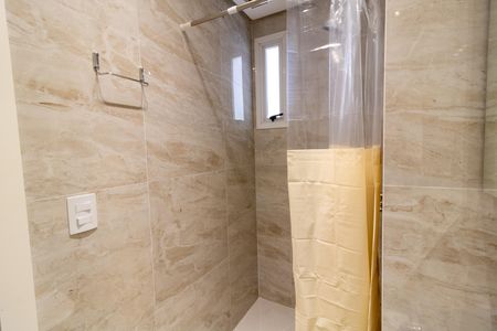 Apartamento para alugar com 81m², 3 quartos e 2 vagas Apartamento para alugar com 81m², 3 quartos e 2 vagasBanheiro da Suíte