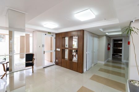 Apartamento para alugar com 81m², 3 quartos e 2 vagas Apartamento para alugar com 81m², 3 quartos e 2 vagasHall de entrada