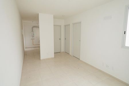 Sala  de apartamento para alugar com 2 quartos, 44m² em Campo Grande, Rio de Janeiro