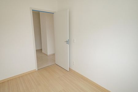 Quarto 2 de apartamento para alugar com 2 quartos, 44m² em Campo Grande, Rio de Janeiro