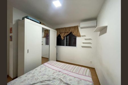Apartamento à venda com 2 quartos, 40m² em Santos Dumont, São Leopoldo