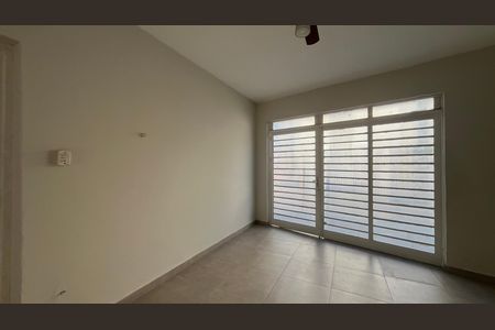 Casa para alugar com 175m², 4 quartos e 4 vagas