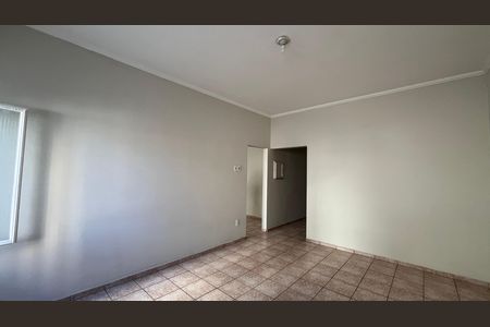 Casa para alugar com 175m², 4 quartos e 4 vagas