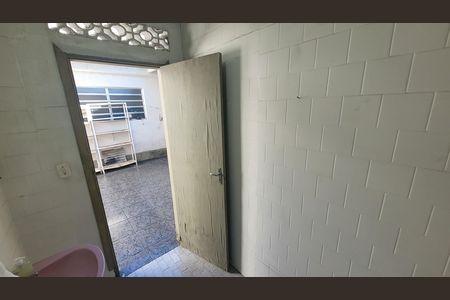 Casa para alugar com 400m², 7 quartos e 8 vagasBanheiro de serviço