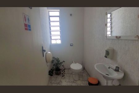 Casa para alugar com 400m², 7 quartos e 8 vagasBanheiro 3