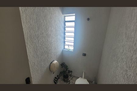 Casa para alugar com 400m², 7 quartos e 8 vagasBanheiro 3