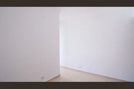 Casa para alugar com 35m², 1 quarto e sem vaga