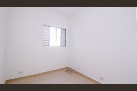 Casa para alugar com 35m², 1 quarto e sem vaga