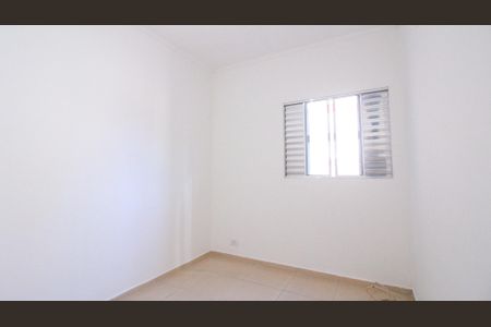 Casa para alugar com 35m², 1 quarto e sem vaga