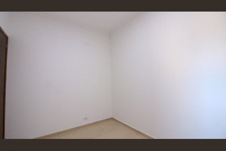 Casa para alugar com 35m², 1 quarto e sem vaga