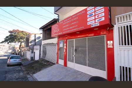 Casa para alugar com 35m², 1 quarto e sem vaga
