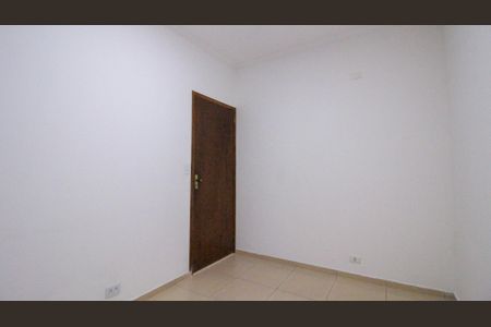 Casa para alugar com 35m², 1 quarto e sem vaga