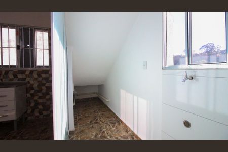 Casa para alugar com 35m², 1 quarto e sem vaga
