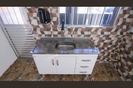 Casa para alugar com 35m², 1 quarto e sem vaga