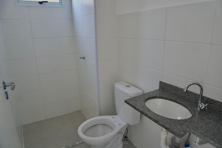 Apartamento à venda com 48m², 2 quartos e 1 vaga Apartamento à venda com 48m², 2 quartos e 1 vagaBanheiro