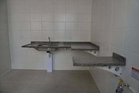 Apartamento à venda com 48m², 2 quartos e 1 vaga Apartamento à venda com 48m², 2 quartos e 1 vagaCozinha