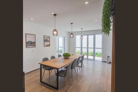 Apartamento à venda com 48m², 2 quartos e 1 vaga Apartamento à venda com 48m², 2 quartos e 1 vagaEspaço Comum - Salão de Festas