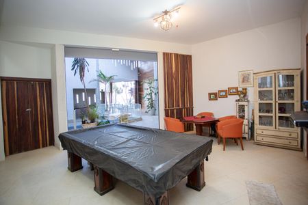 Casa à venda com 3 quartos, 280m² em Tropical, Contagem