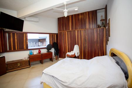 Quarto Suíte de casa à venda com 3 quartos, 280m² em Tropical, Contagem