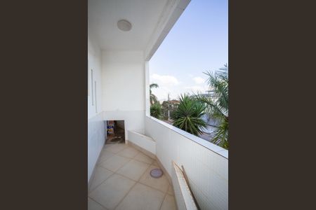 Casa à venda com 1500m², 3 quartos e 8 vagas Casa à venda com 1500m², 3 quartos e 8 vagasVaranda da Suíte