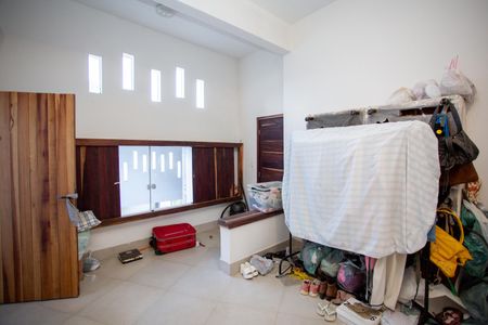 Casa à venda com 1500m², 3 quartos e 8 vagas Casa à venda com 1500m², 3 quartos e 8 vagasQuarto Suíte 1