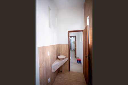 Casa à venda com 1500m², 3 quartos e 8 vagas Casa à venda com 1500m², 3 quartos e 8 vagasBanheiro da Suíte