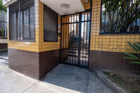 Apartamento para alugar com 59m², 3 quartos e 1 vaga Apartamento para alugar com 59m², 3 quartos e 1 vagaFachada