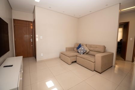 Sala de apartamento à venda com 3 quartos, 59m² em Fonte Grande, Contagem