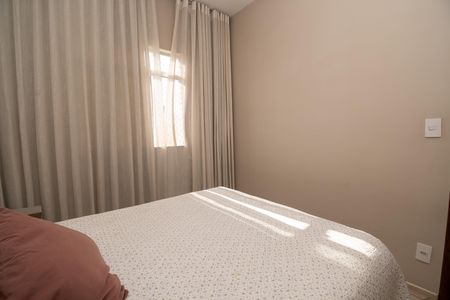 Quarto 1 de apartamento à venda com 3 quartos, 59m² em Fonte Grande, Contagem