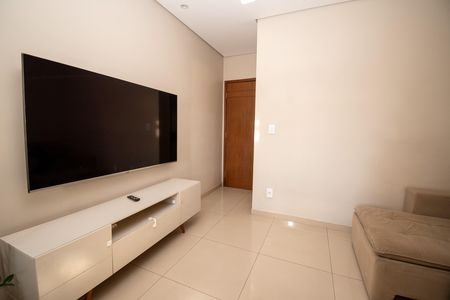 Sala de apartamento à venda com 3 quartos, 59m² em Fonte Grande, Contagem