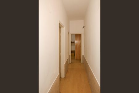 Casa para alugar com 160m², 2 quartos e 1 vaga Casa para alugar com 160m², 2 quartos e 1 vagaCorredor