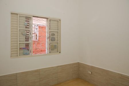 Casa para alugar com 160m², 2 quartos e 1 vaga Casa para alugar com 160m², 2 quartos e 1 vagaQuarto