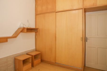 Casa para alugar com 160m², 2 quartos e 1 vaga Casa para alugar com 160m², 2 quartos e 1 vagaSuíte