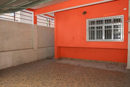 Casa para alugar com 160m², 2 quartos e 1 vaga Casa para alugar com 160m², 2 quartos e 1 vagaGaragem