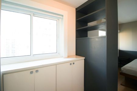 Apartamento para alugar com 74m², 1 quarto e 2 vagas Apartamento para alugar com 74m², 1 quarto e 2 vagasCloset do Quarto