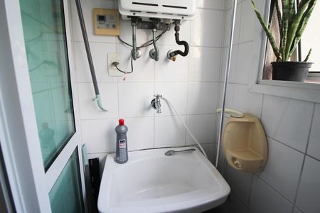 Área de Serviço de apartamento para alugar com 1 quarto, 74m² em Moema, São Paulo