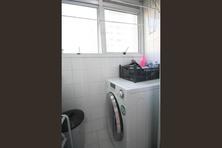 Apartamento para alugar com 74m², 1 quarto e 2 vagas Apartamento para alugar com 74m², 1 quarto e 2 vagasÁrea de Serviço