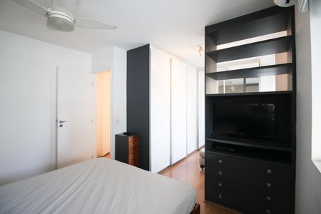 Apartamento para alugar com 74m², 1 quarto e 2 vagas Apartamento para alugar com 74m², 1 quarto e 2 vagasQuarto