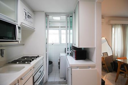 Apartamento para alugar com 74m², 1 quarto e 2 vagas Apartamento para alugar com 74m², 1 quarto e 2 vagasCozinha