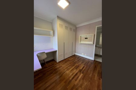 Apartamento à venda com 190m², 3 quartos e 3 vagasQuarto
