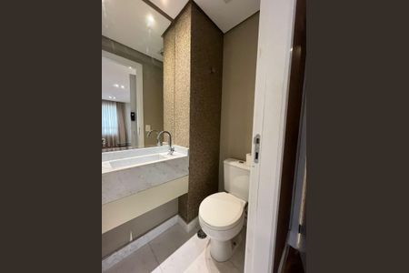 Apartamento à venda com 190m², 3 quartos e 3 vagasBanheiro 