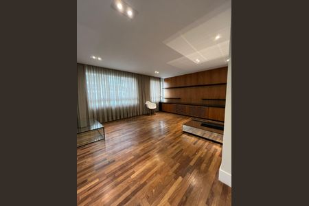 Sala de apartamento à venda com 3 quartos, 190m² em Indianópolis, São Paulo