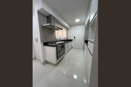 Apartamento à venda com 190m², 3 quartos e 3 vagasCozinha