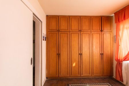 Casa à venda com 360m², 3 quartos e 5 vagasQuarto 2
