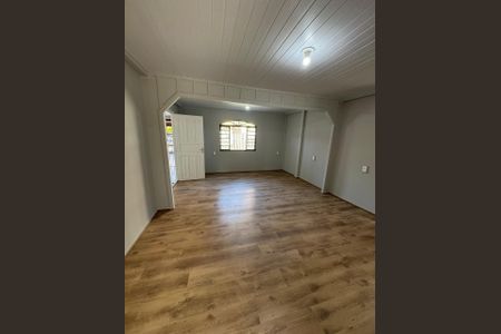 Casa à venda com 150m², 3 quartos e 3 vagas Casa à venda com 150m², 3 quartos e 3 vagasSala