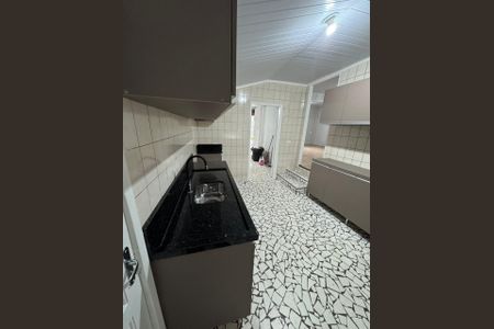 Casa à venda com 150m², 3 quartos e 3 vagas Casa à venda com 150m², 3 quartos e 3 vagasCozinha