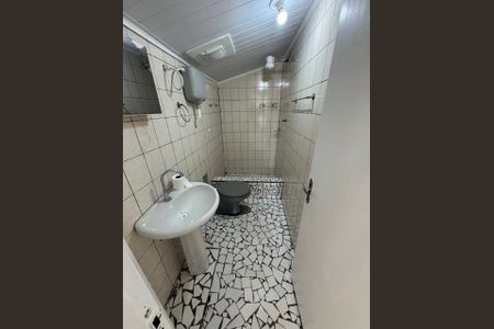 Casa à venda com 150m², 3 quartos e 3 vagas Casa à venda com 150m², 3 quartos e 3 vagasBanheiro 1