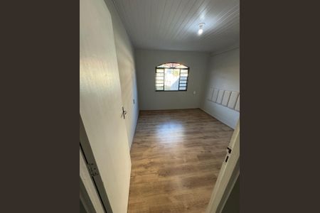 Casa à venda com 150m², 3 quartos e 3 vagas Casa à venda com 150m², 3 quartos e 3 vagasQuarto