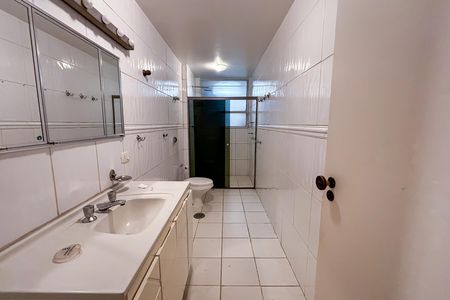 Apartamento para alugar com 180m², 3 quartos e 2 vagas